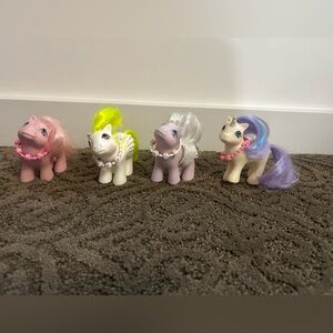 My Little Pony Gen 1 Baby Ponies with Accessories 1984